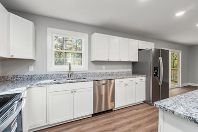 1053 Benton Tidwell Rd, Hilham, TN 38568 - photo 7