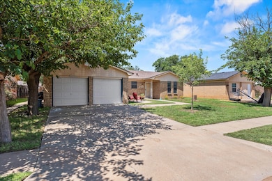 02-P1125649
