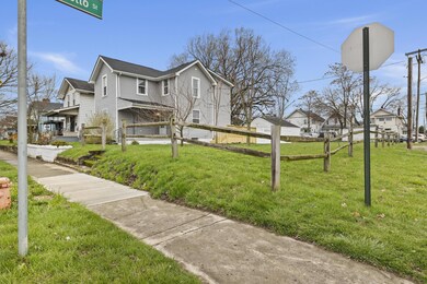 Front 02_205 S Wayne Ave