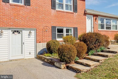 606 Southmont Rd, Catonsville, MD 21228 - photo 5