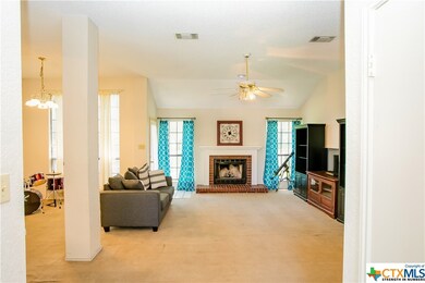 410 E Hogan Dr, Copperas Cove, TX 76522 - photo 4