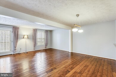 541 Bay Dale Ct, Arnold, MD 21012 - photo 4