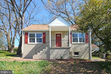 3200 Cardiff Ln, Temple Hills, MD 20748 - photo 3