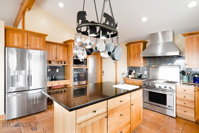 Gourmet Kitchen