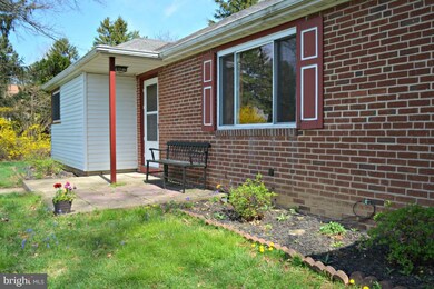 531 Garden Hill Ln, Lancaster, PA 17603 - photo 3