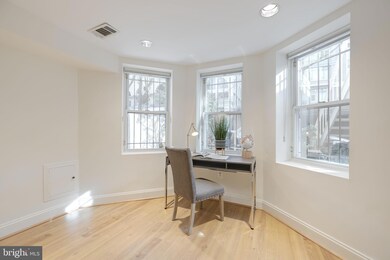 1116 25th St NW unit 1, Washington, DC 20037 - photo 3