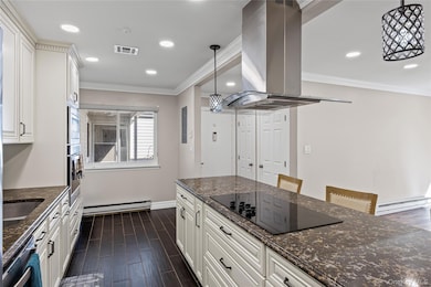 204 Bentley Ct E unit B204, Saint James, NY 11780 - photo 6