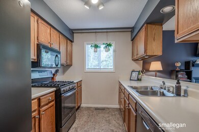 3127 Windcrest St-7