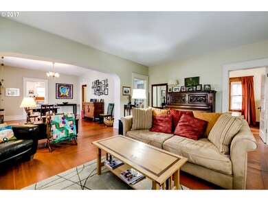 857 Lawrence St, Eugene, OR 97401 - photo 3