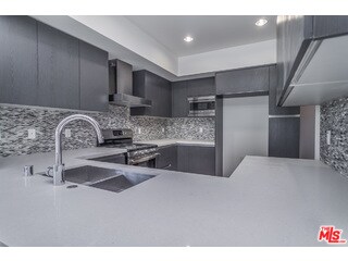 1735 N La Brea Ave unit 305, Los Angeles, CA 90046 - photo 4
