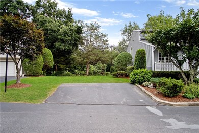 11 College Hill Rd unit 1B, Warwick, RI 02886 - photo 2