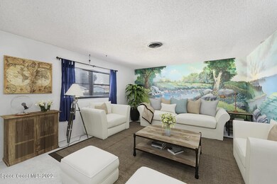 2 - 2739 Riviera Dr (15)