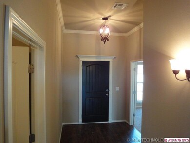 8115 S Hemlock Ave, Broken Arrow, OK 74011 - photo 3