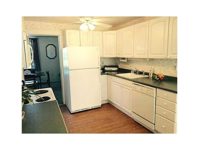 629 E Main Rd, Middletown, RI 02842 - photo 5