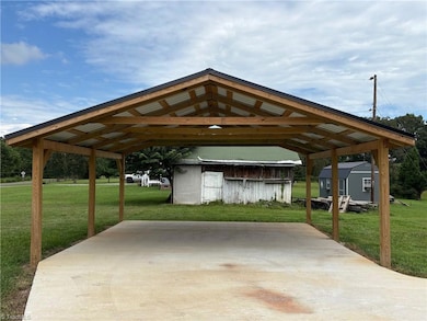 7655 Salem Chapel Rd, Walnut Cove, NC 27052 - photo 7