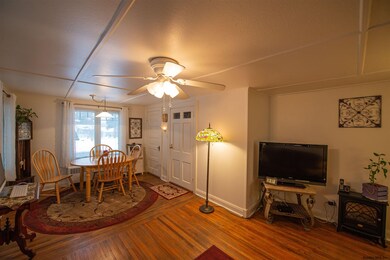 18 Wisconsin Ave, Rensselaer, NY 12144 - photo 4