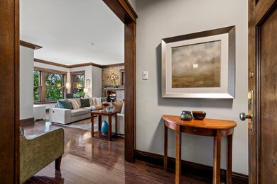 1319 W Ardmore Ave unit 2E, Chicago, IL 60660 - photo 3