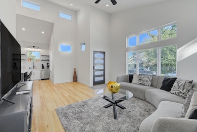 2614 Noble St, Houston, TX 77026 - photo 3