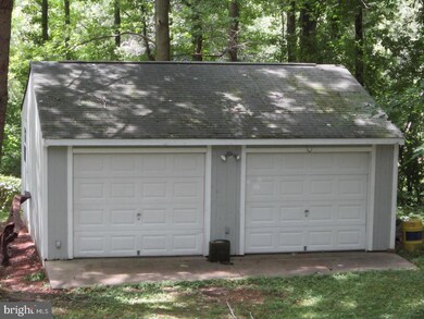 1933 5th St, Owings, MD 20736 - photo 5