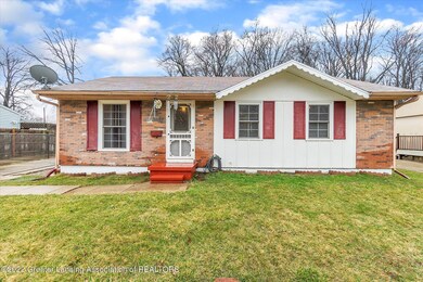 3100 Sunderland Rd, Lansing, MI 48911 - photo 3