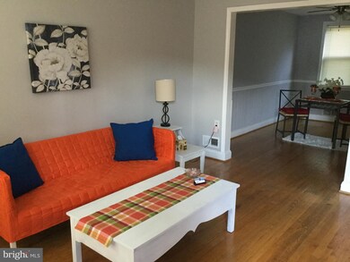 8641 Oak Rd, Parkville, MD 21234 - photo 3