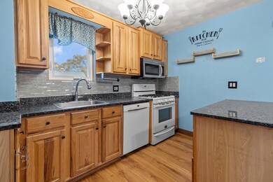 52 Curtis Ave, Attleboro, MA 02703 - photo 7