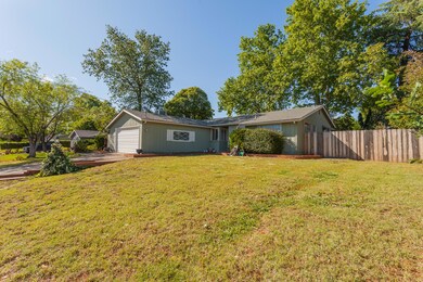 2384 Hawn Ave, Redding, CA 96002 - photo 4