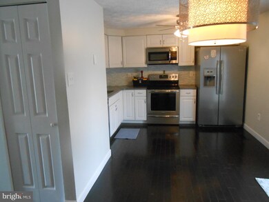 236 Lodge Cliff Ct, Abingdon, MD 21009 - photo 5