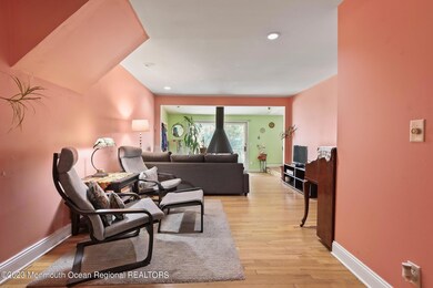 16 Farrell Dr, Middletown, NJ 07748 - photo 4