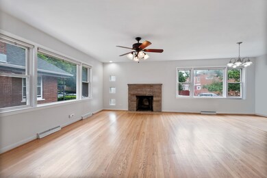 6308 N Whipple St, Chicago, IL 60659 - photo 5