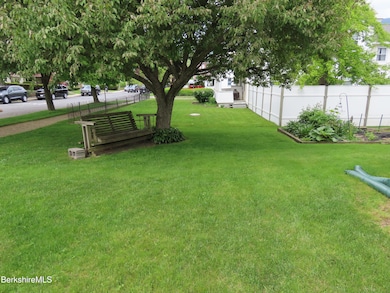 16-18 E Hoosac St, Adams, MA 01220 - photo 5