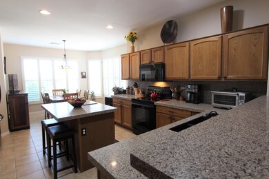 Kitchen.jpg 2