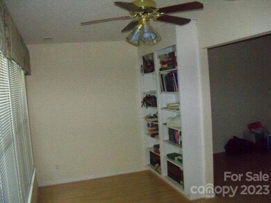 818 Hidden Creek Cir, Salisbury, NC 28147 - photo 5