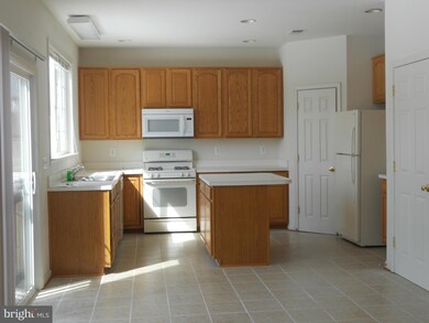 320 Morlyn Dr, Winchester, VA 22603 - photo 4