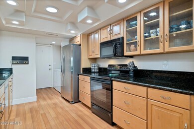 Kitchen 1