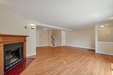 144 Quincy Shore Dr unit 134, Quincy, MA 02171 - photo 4