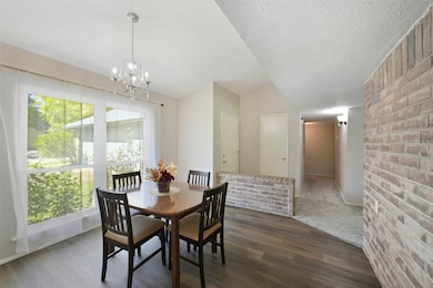 2819 Hummingbird Ln, Humble, TX 77396 - photo 5