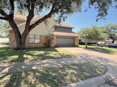 3010 Carolyn Ct, Bedford, TX 76021 - photo 2