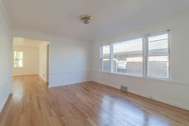 6207 N Richmond St unit 1, Chicago, IL 60659 - photo 5