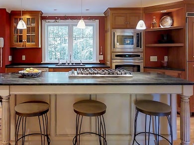 58 Dumbarton Oaks, Stratham, NH 03885 - photo 6