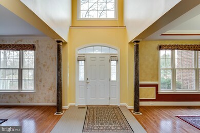 1607 Chathams Ford Place, Vienna, VA 22182 - photo 2