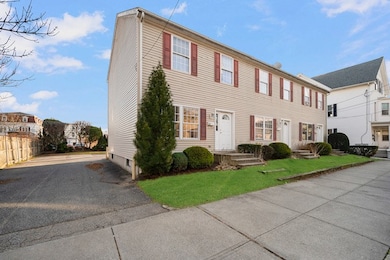 22 Vernon St unit B, Providence, RI 02903 - photo 4