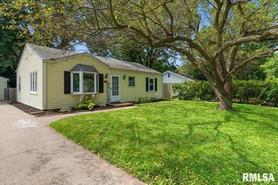 3203 W 69th St, Davenport, IA 52806 - photo 3