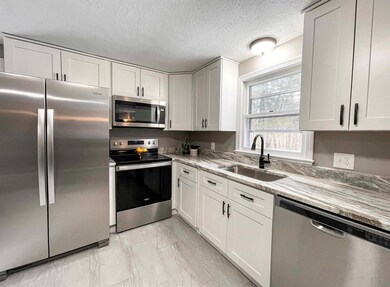 27 Lakeview Way, Auburn, NH 03032 - photo 3