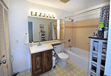 36 Walden Dr unit 20, Natick, MA 01760 - photo 6