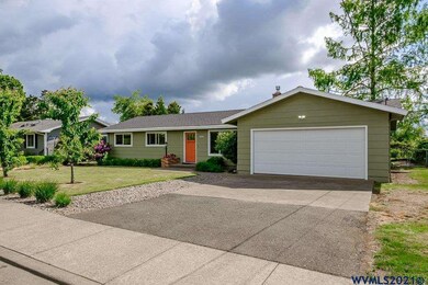 4304 5th St, Hubbard, OR 97032 - photo 6