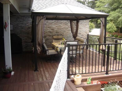 GAZEBO OFF DECK