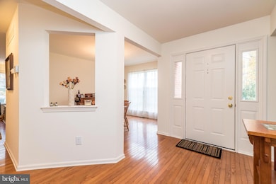 114 Blackfriars Cir, Doylestown, PA 18901 - photo 4