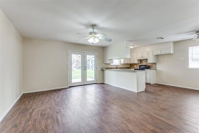 6516 Armando Ave, Fort Worth, TX 76133 - photo 7