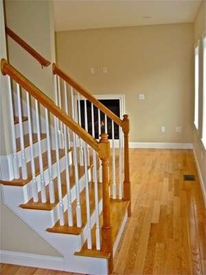 8 Sycamore Ln, Blackstone, MA 01504 - photo 3